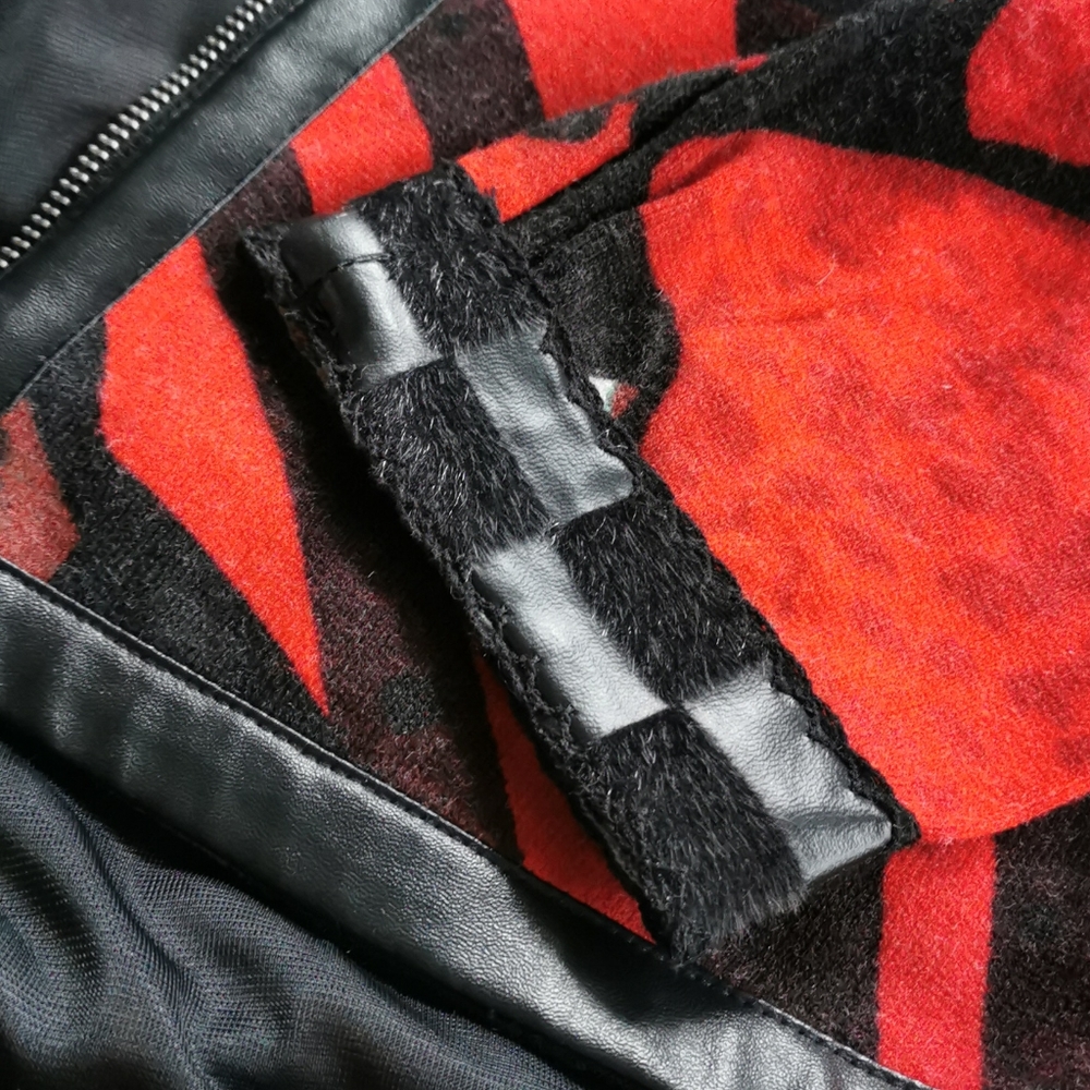 Jacket - Picture 7 of 7